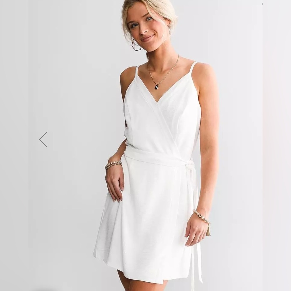 DAY TRIP WHITE DRESS